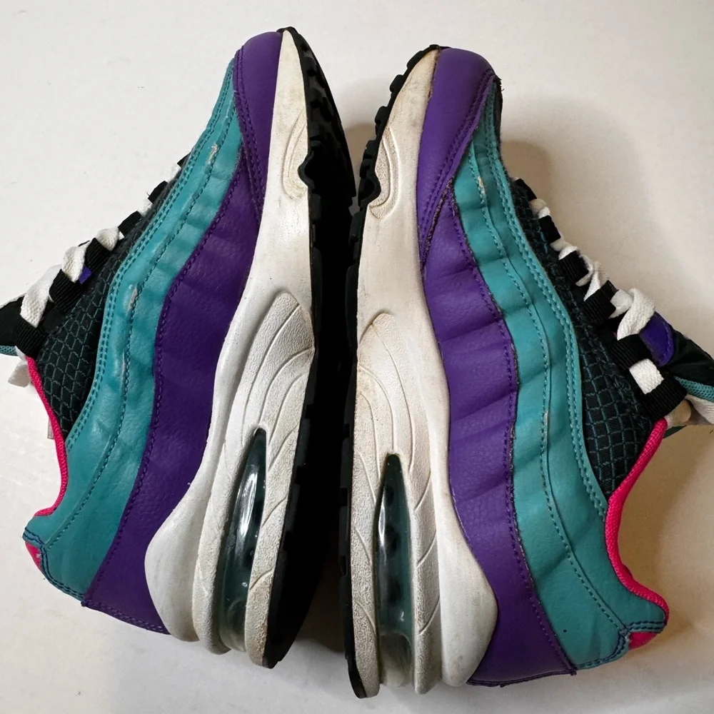 Nike Air Max 95 Kids Shoes Size 5Y Sneakers
